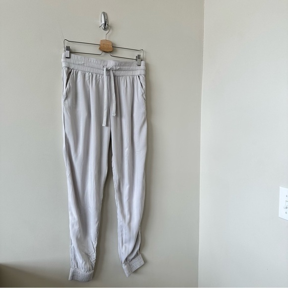 Aritzia-“sunday Best” Grenville Jogger In Ice Grey (Size: Medium) - Picture 4 of 11